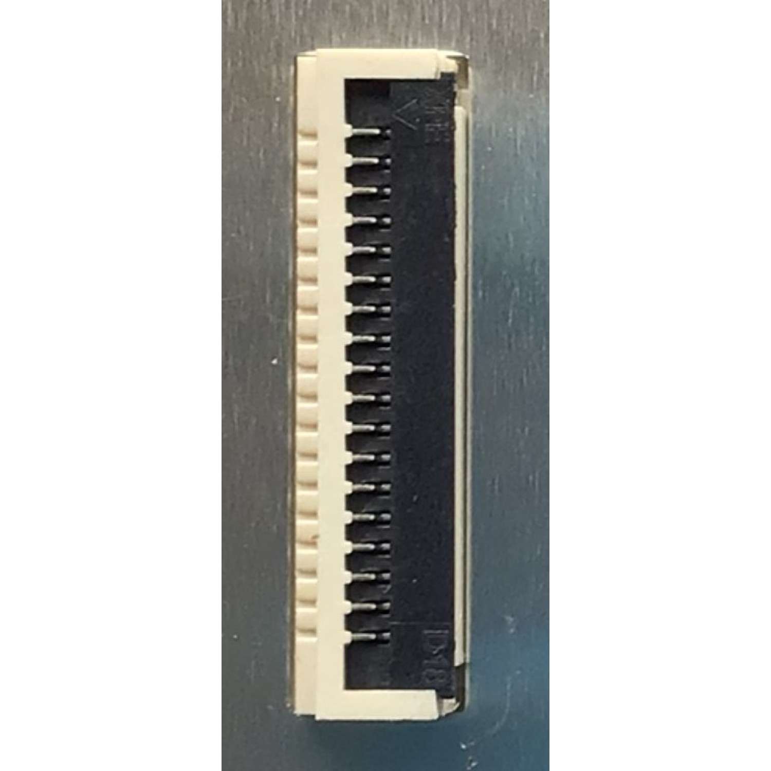 KIT DE LED'S PARA TV (19 PZ INCOMPLETO, ORIGINALMENTE CONSTA DE 20 PZ) / NUMERO DE PARTE YHB-B0101-000224 / 210518-G00E2-01311 / 210518-G00E2-01347 / 210518-G00E2-93117 / 210518-G00E2-93129 / 210518-00E2-93125 / 210518-G00E2-01313 - Imagen 3